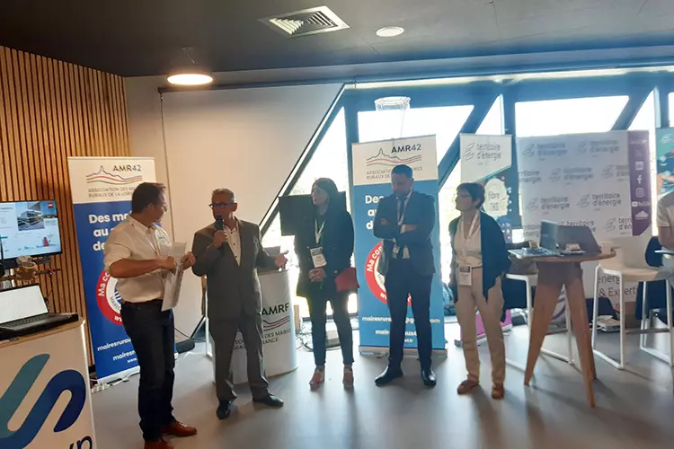 salon-territoires-connectes-et-durables-inauguration-visite-stands-2